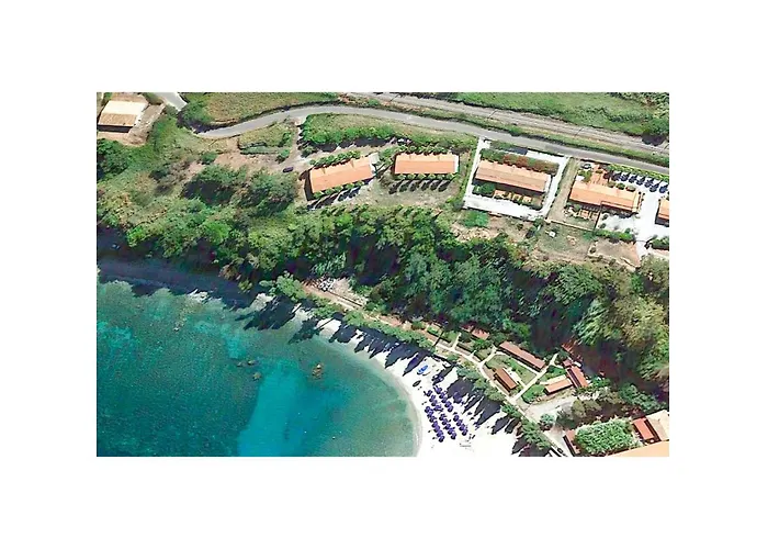 2 Bedroom Lovely In Briatico